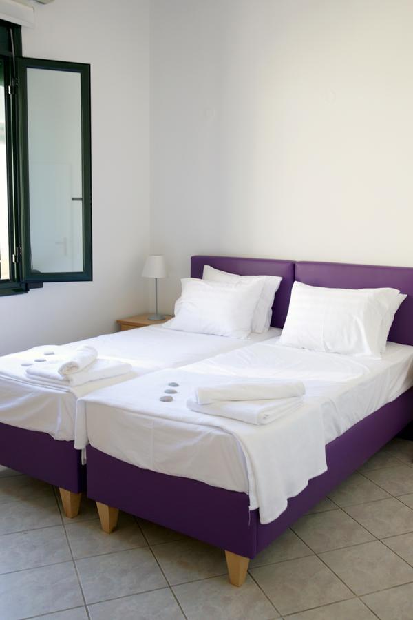 Geo Holiday Studios Kyparissia Exterior photo