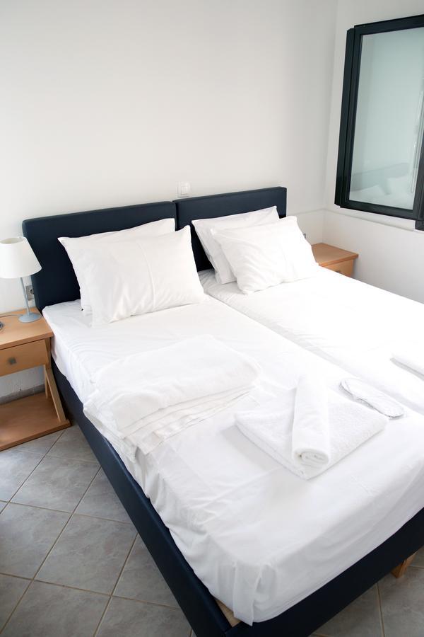 Geo Holiday Studios Kyparissia Exterior photo