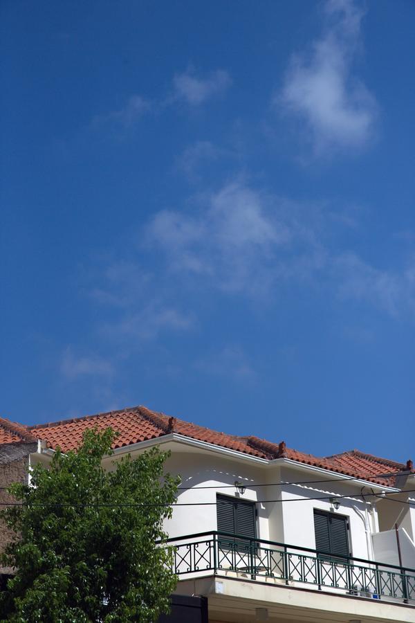 Geo Holiday Studios Kyparissia Exterior photo
